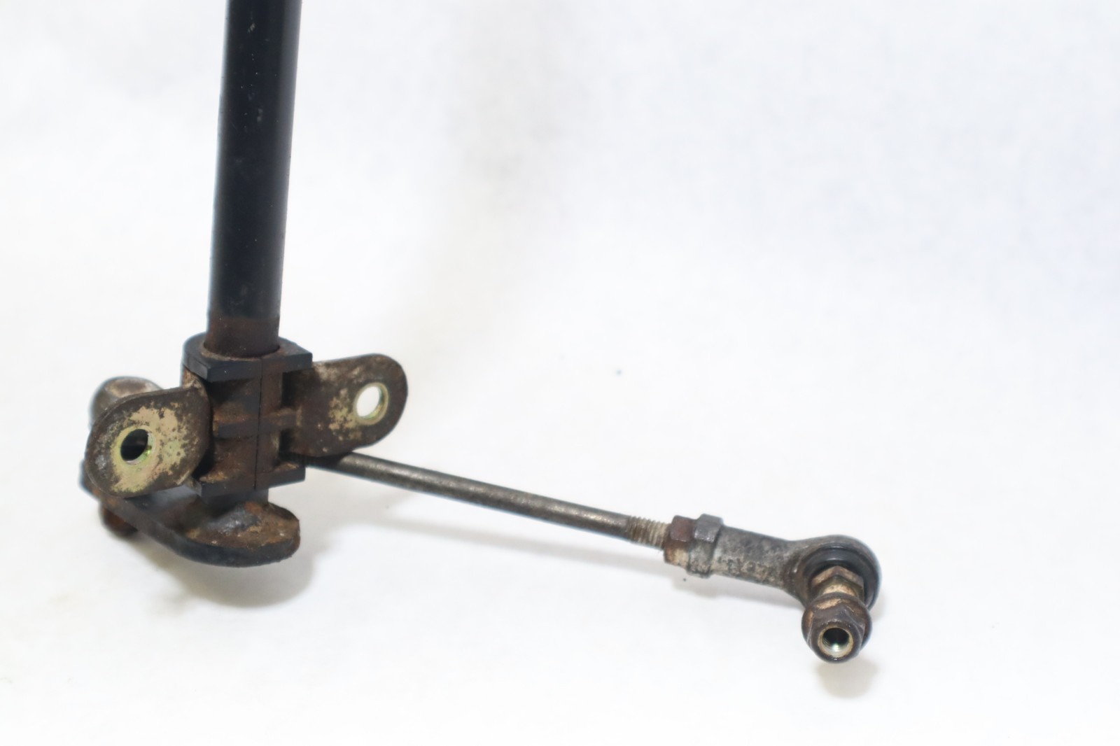 2001 Bombardier Traxter Oem Upper Shift Tube 705500134 tie rod 707000068 - Image 7