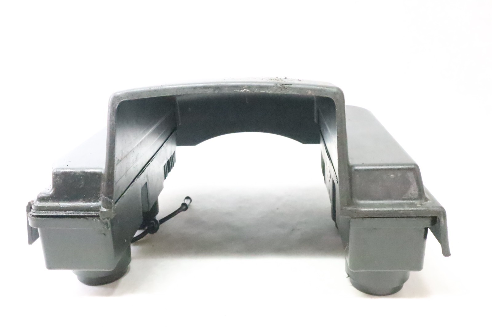 2001 Johnson Evinrude V6 Air Silencer And 3010673 Air Temperature Sensor Fitch - Image 5
