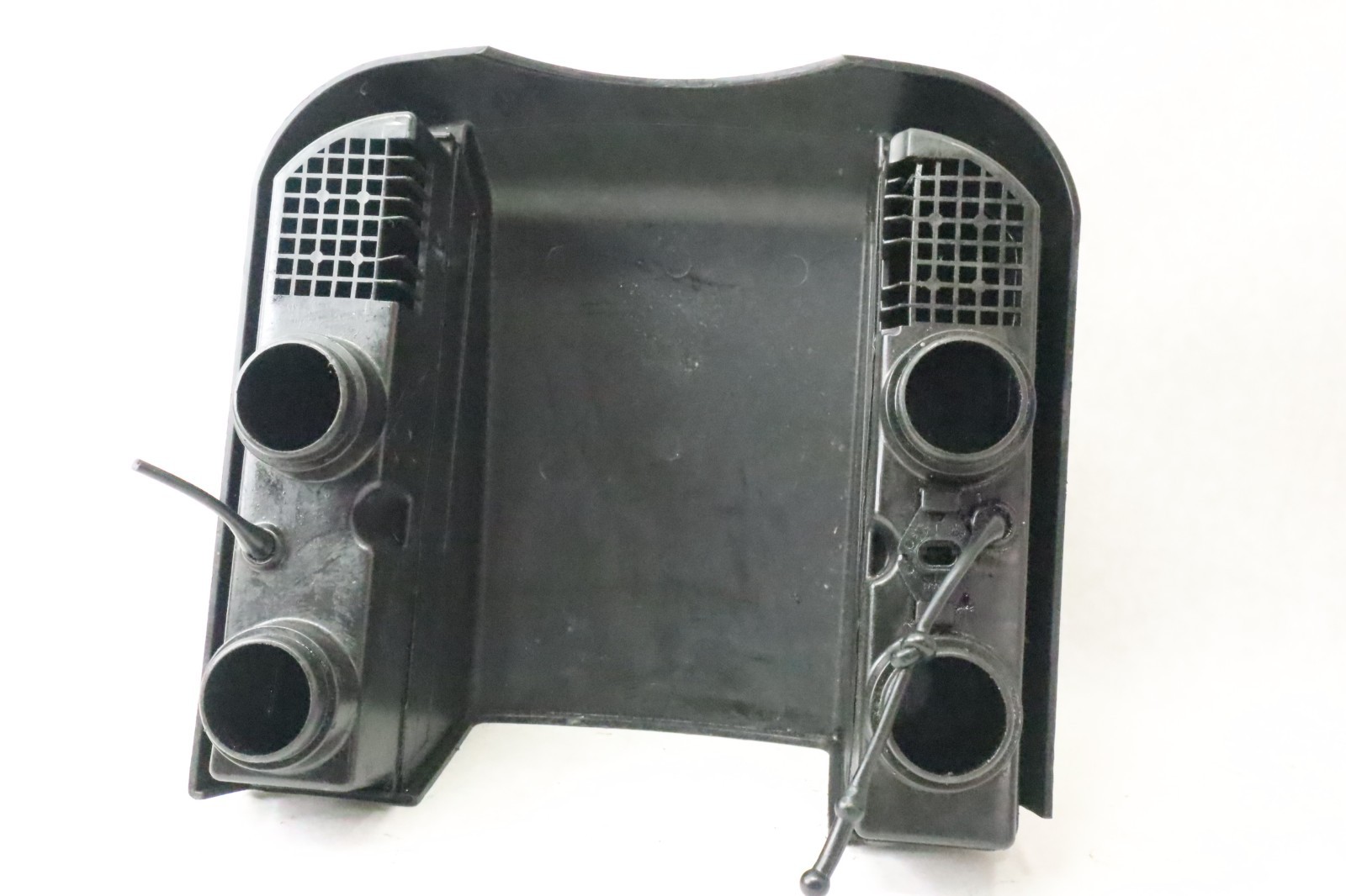 2001 Johnson Evinrude V6 Air Silencer And 3010673 Air Temperature Sensor Fitch - Image 8