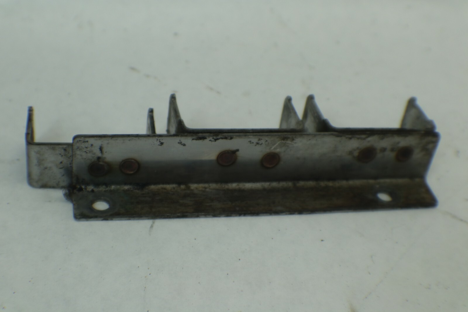 YAMAHA PRO V 150 175 200 HP 2 STROKE RELAY BRACKET 1990 - 1995 - Image 3