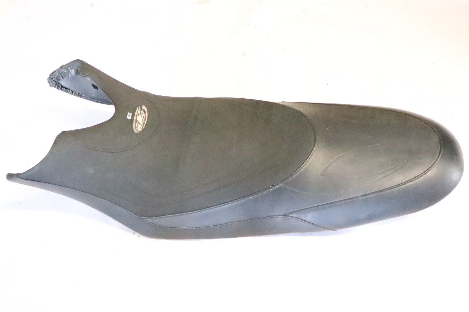 2004 - 2006 SEADOO RXP SEAT ASSY WITH jet trim seat cover - Image 2