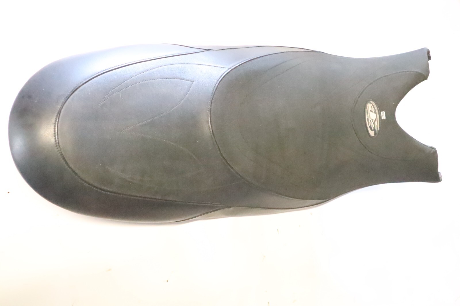 2004 - 2006 SEADOO RXP SEAT ASSY WITH jet trim seat cover - Image 10