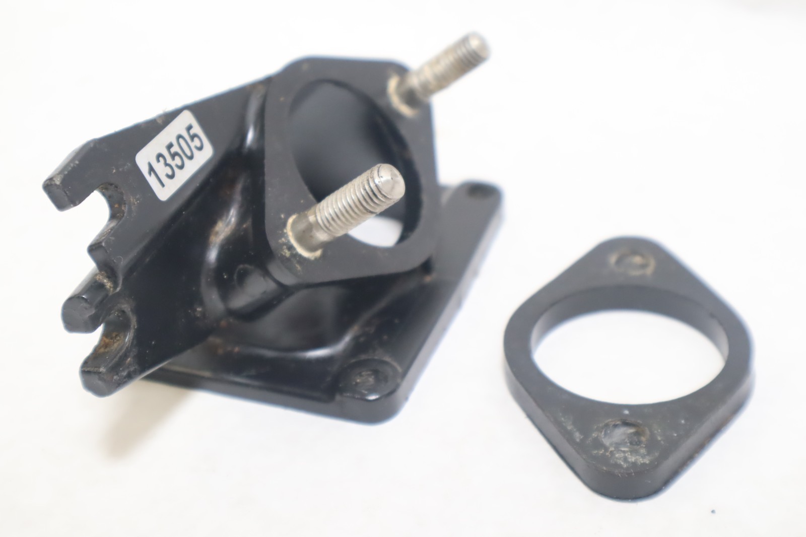 OEM 1986 86 87 KAWASAKI JS 300 CARB CARBURETOR INTAKE MANIFOLD S124-30 - Image 7