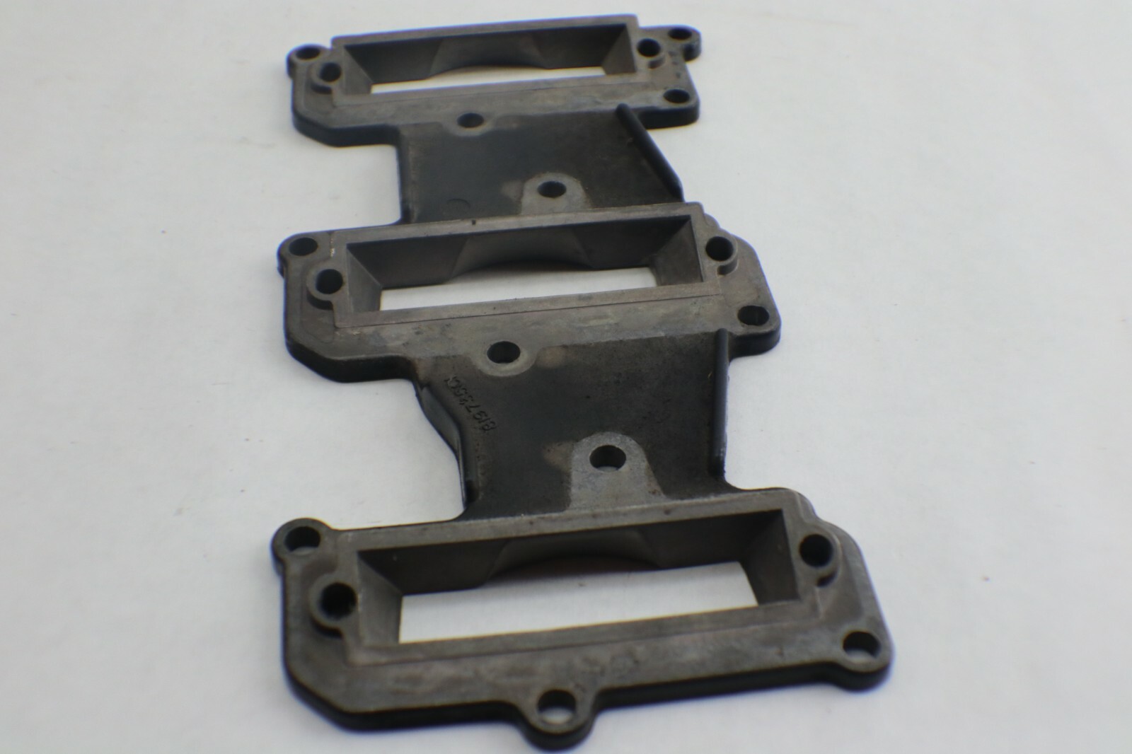 819735 Force 1991-1999 Reed Adaptor Plate 75 90 HP 3 Cylinder - Image 3