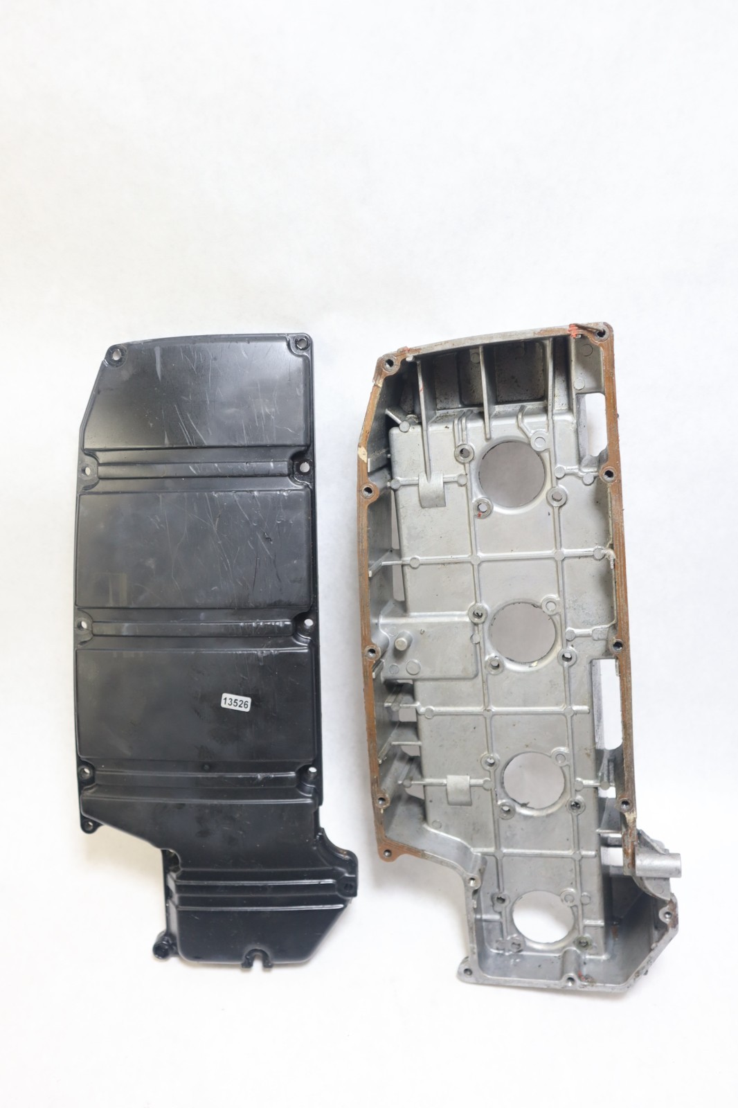 02 2003 Tohatsu Nissan 140 115 hp Air Silencer 3C7024112M 3C7-02411-2