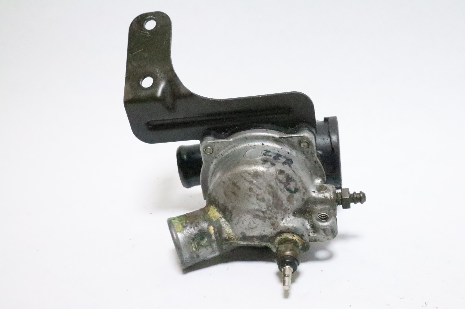 2002 Kawasaki ZZR1200 ZZR 1200 ZX1200C thermostat housing - Image 4
