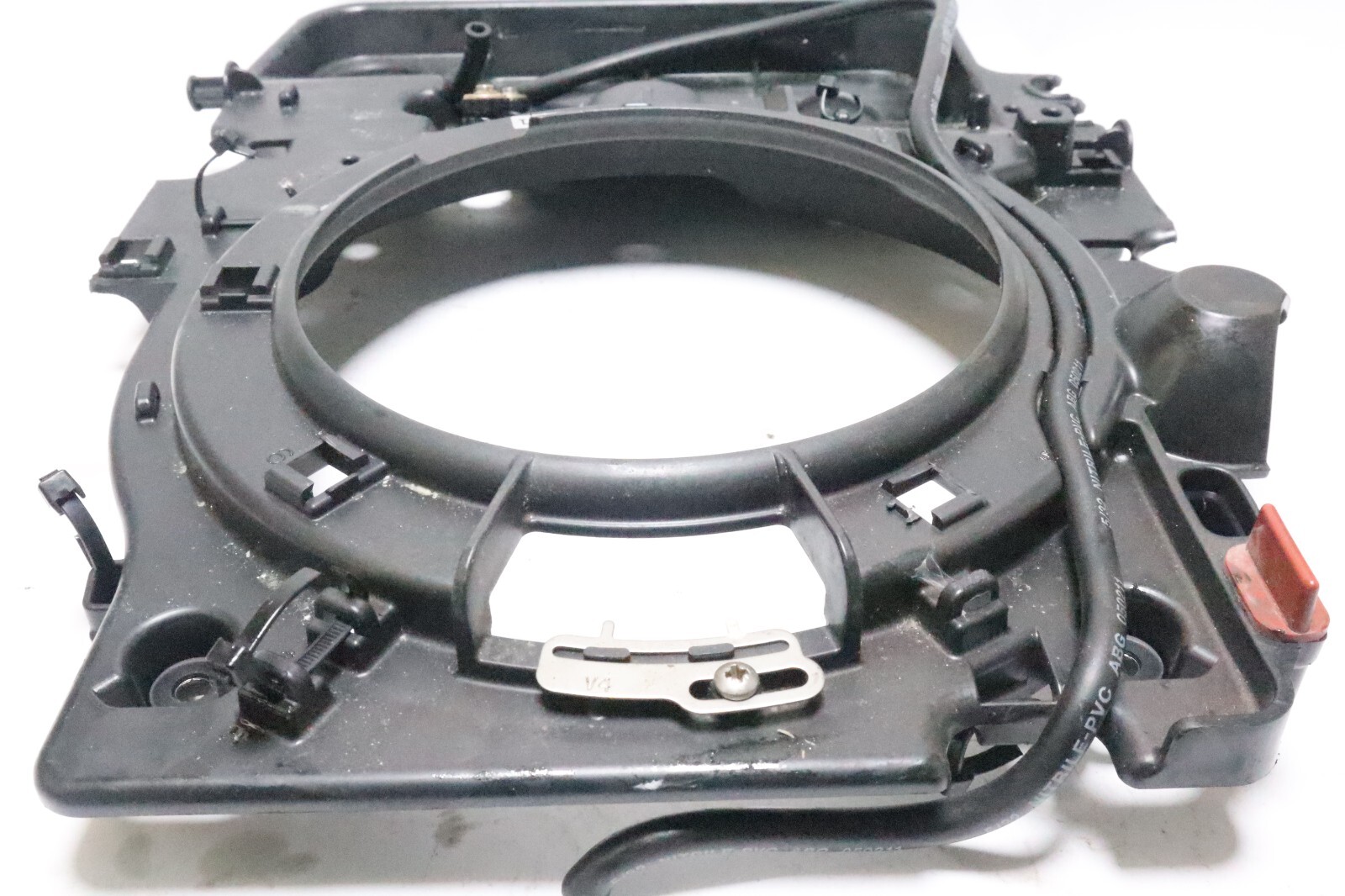 Evinrude/Johnson Outboard Base Flywheel Cover 0351751 115hp - 175hp 2009 - Image 7