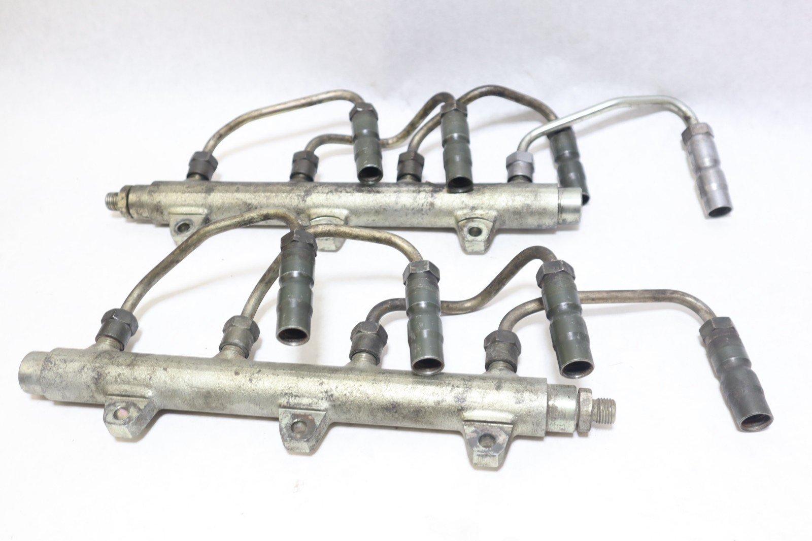 01-04 Duramax LB7 High Pressure Fuel Rail Set OEM Bosch 8972080751 - Image 8