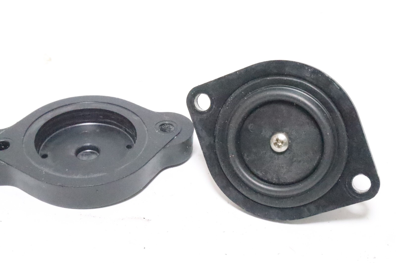 0347239 HOUSING 347239 0347241 347241 Johnson evinrude etec v6 outboard - Image 11