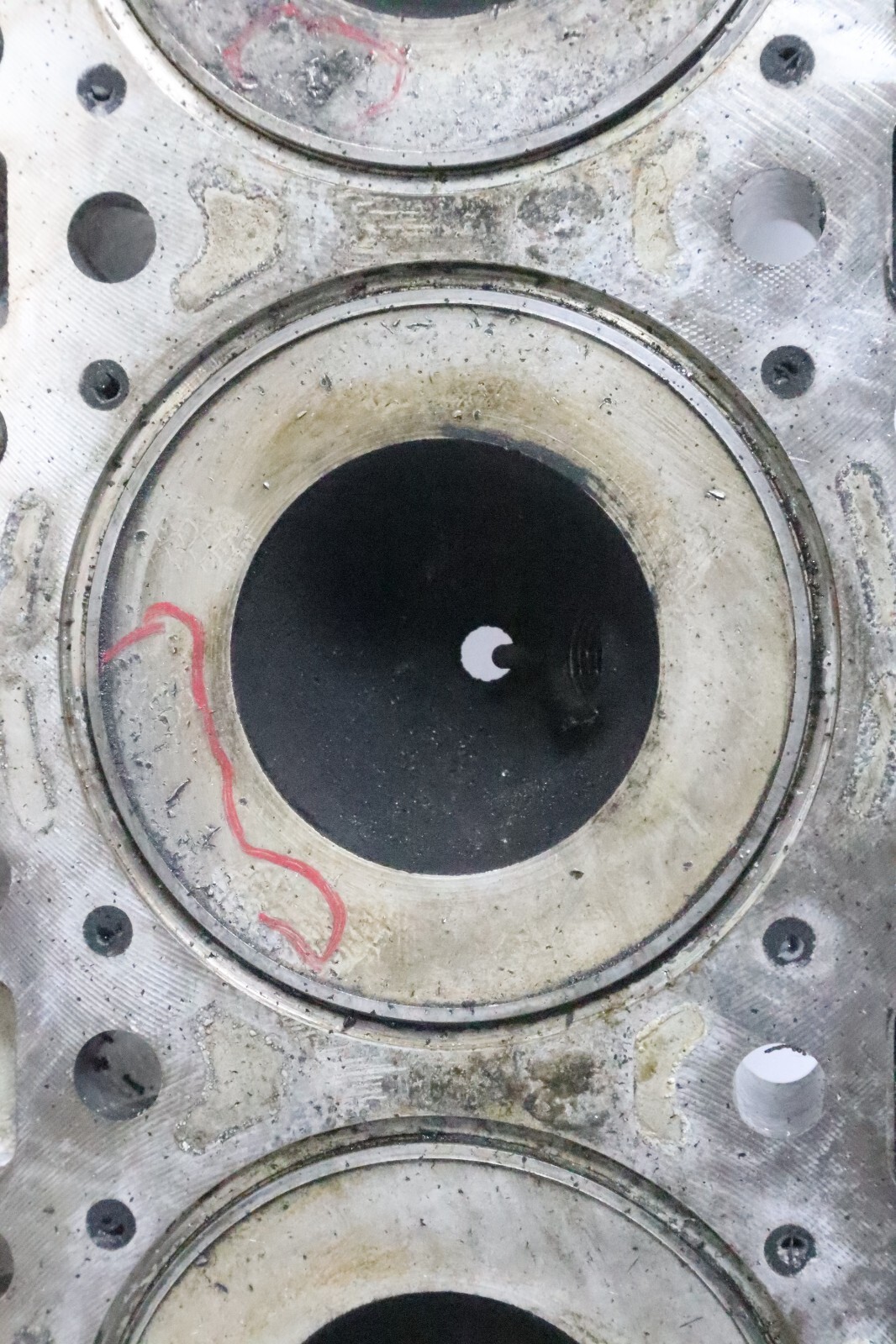 358562 head for 5011682 DPH SVC-G2 150hp Johnson Evinrude port - Image 13