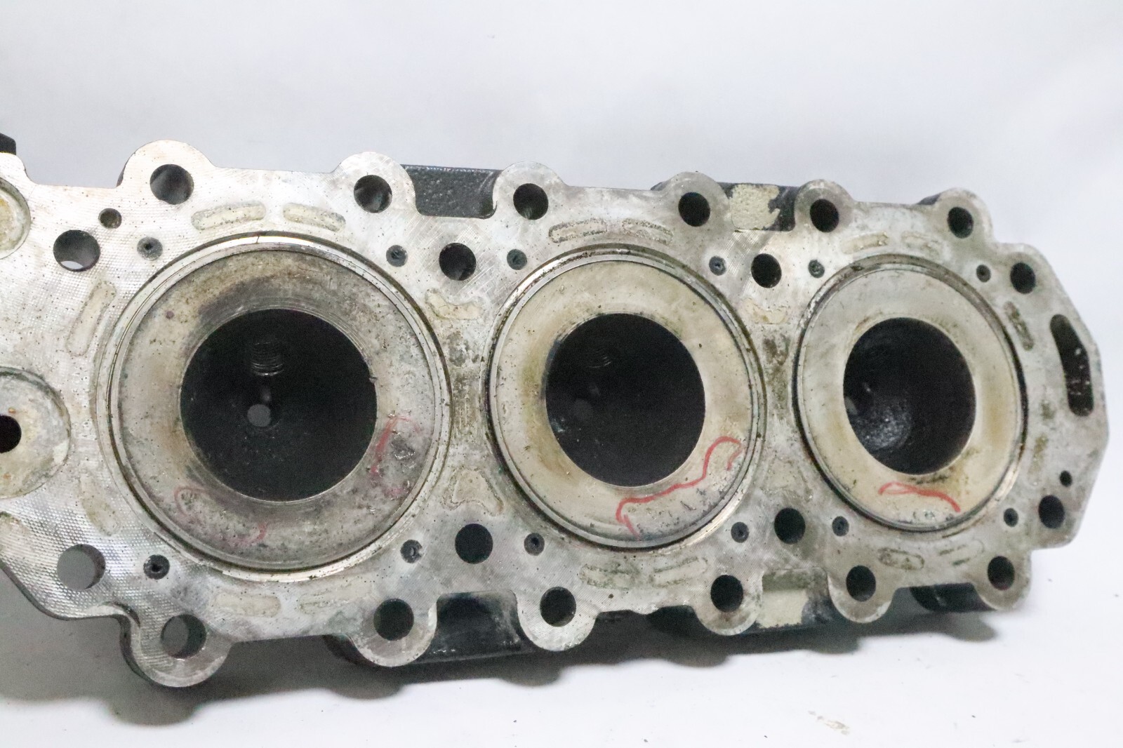 358562 head for 5011682 DPH SVC-G2 150hp Johnson Evinrude port - Image 16