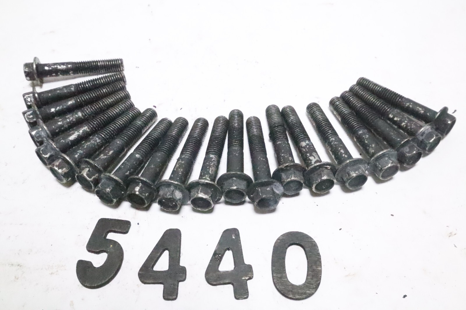 0358984 Evinrude ETEC 150 HP 2 STROKE G2 Cylinder Head Bolts Set (20) SCREWS - Image 2