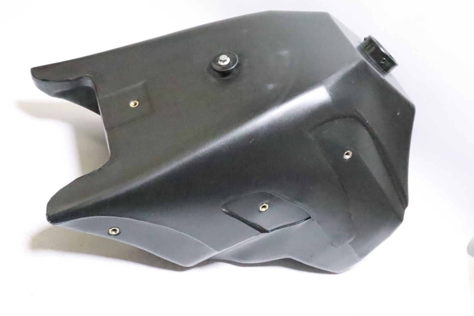 06-09 Lifan LF200 GY 5 g20-5 gas fuel tank - Image 2