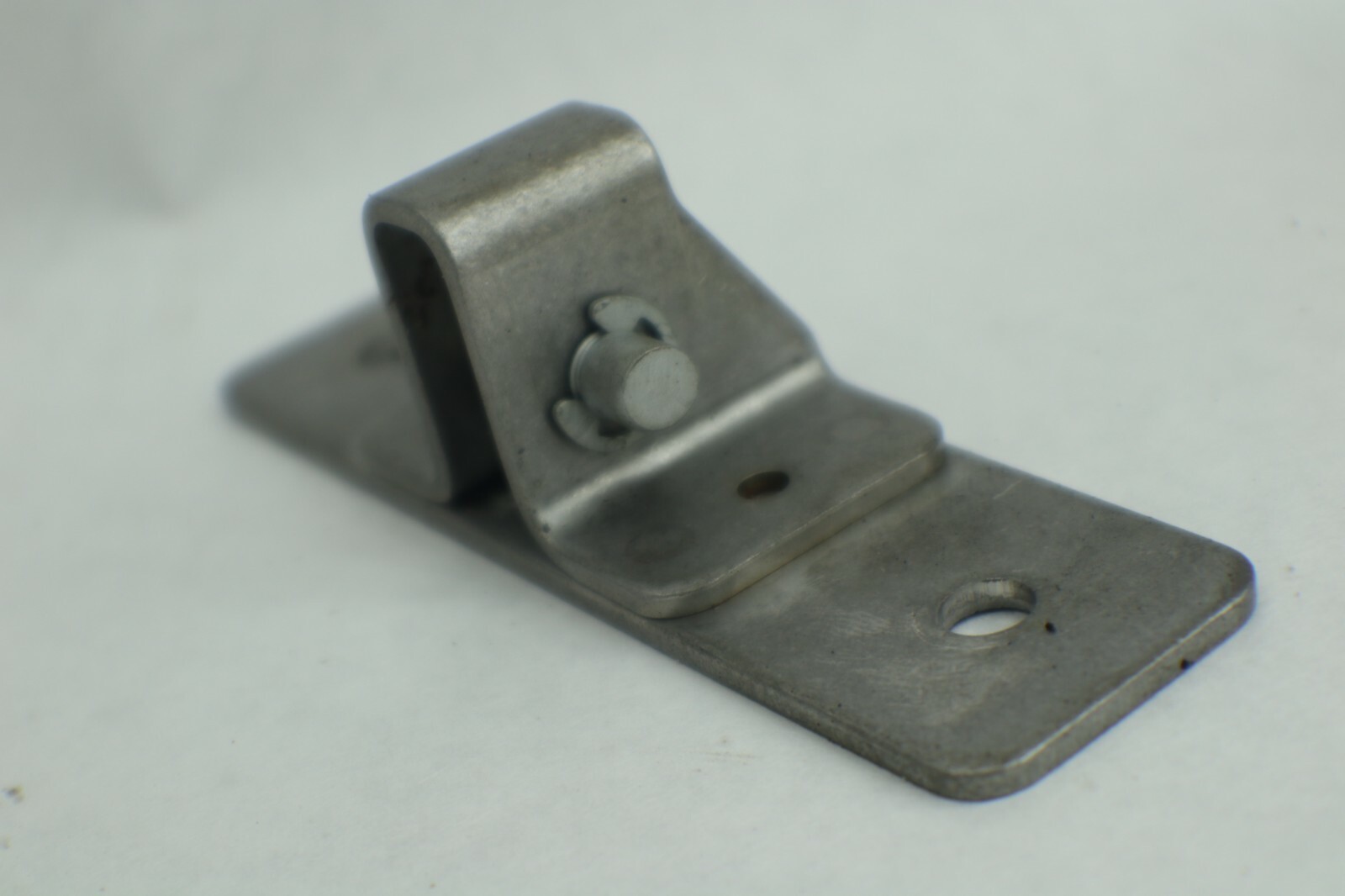 2002 2008 YAMAHA FX HIGH OUTPUT FX CRUISER LID LOCK HOOK OEM F0X-6517F-01-00 - Image 2
