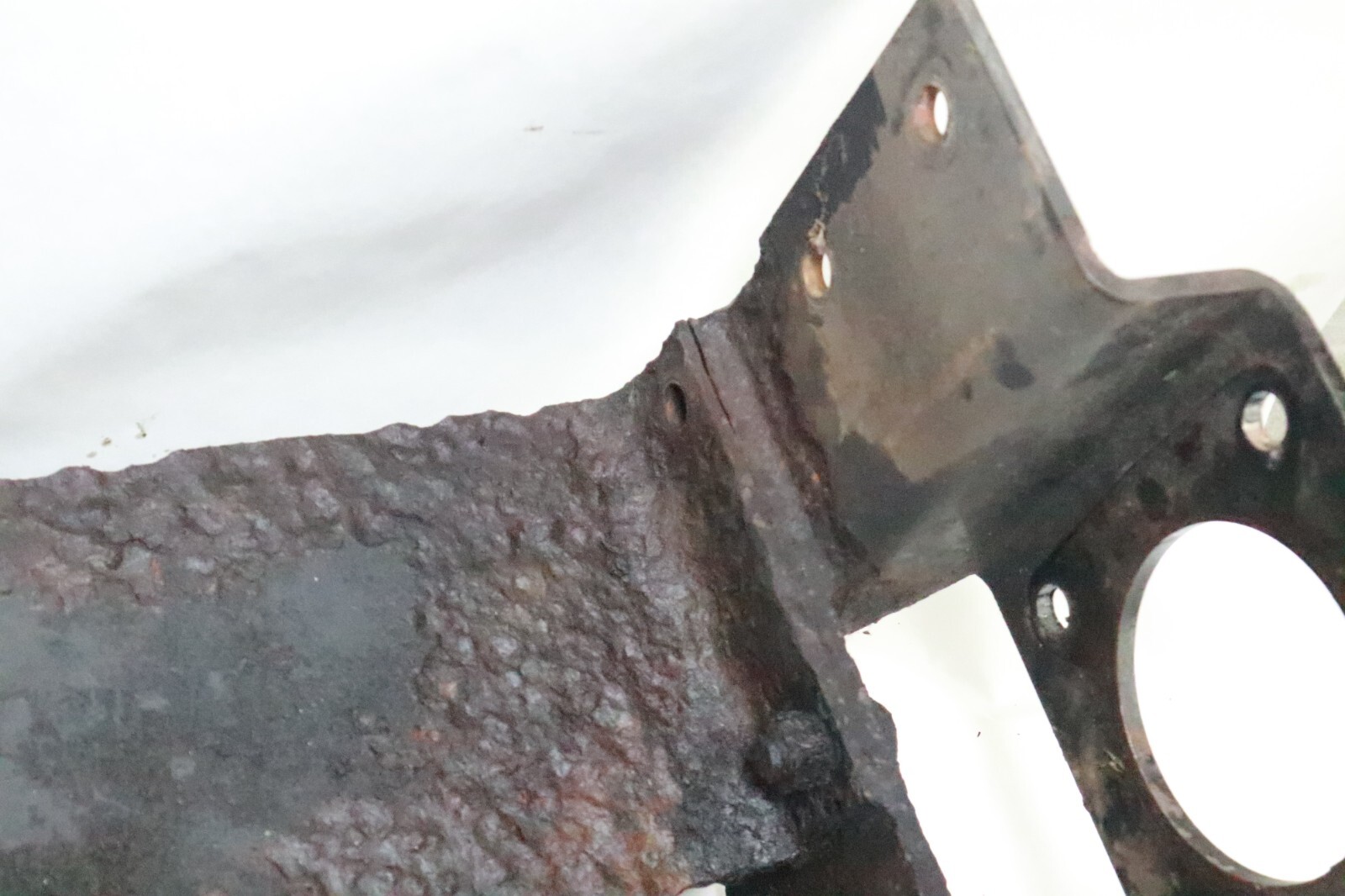 John Deere 727 ZTRAK HYDROSTATIC MOTOR PUMP PUMPS MOUNT BRACKET FRAME - Image 11