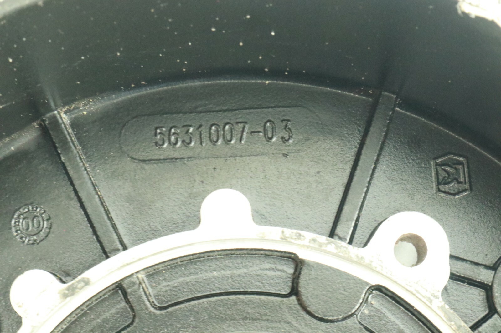 Polaris 2001 Virage 700 OEM Flywheel Stator Front Cover Case Cap - Image 4