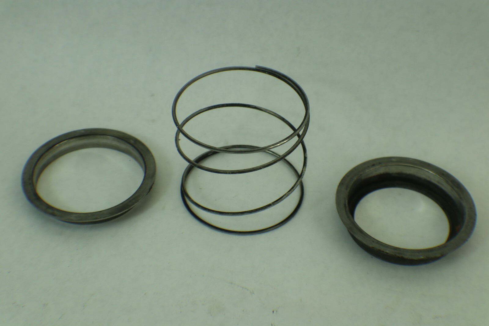 1996-1998 KAWASAKI STX 750 EXHAUST SPRING WITH RING - Image 4