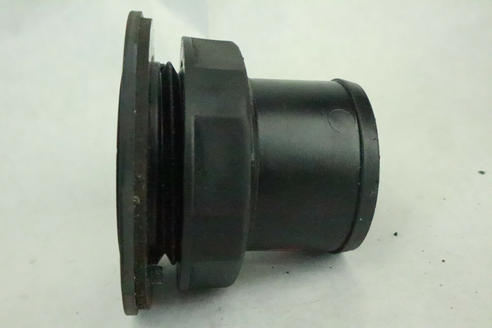 1996 96 1997 98 99 SeaDoo SPX 800 787 xp gas filler neck hull flange - Image 9