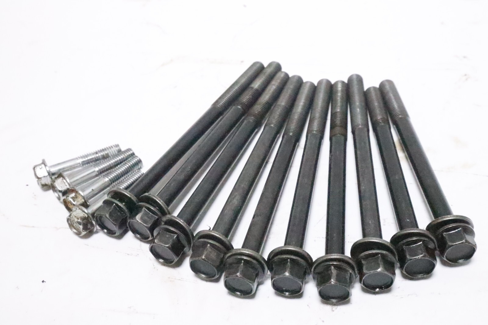 Honda BF 75 90HP 4 Stroke Outboard Engine Cylinder Head BOLTS - Image 4