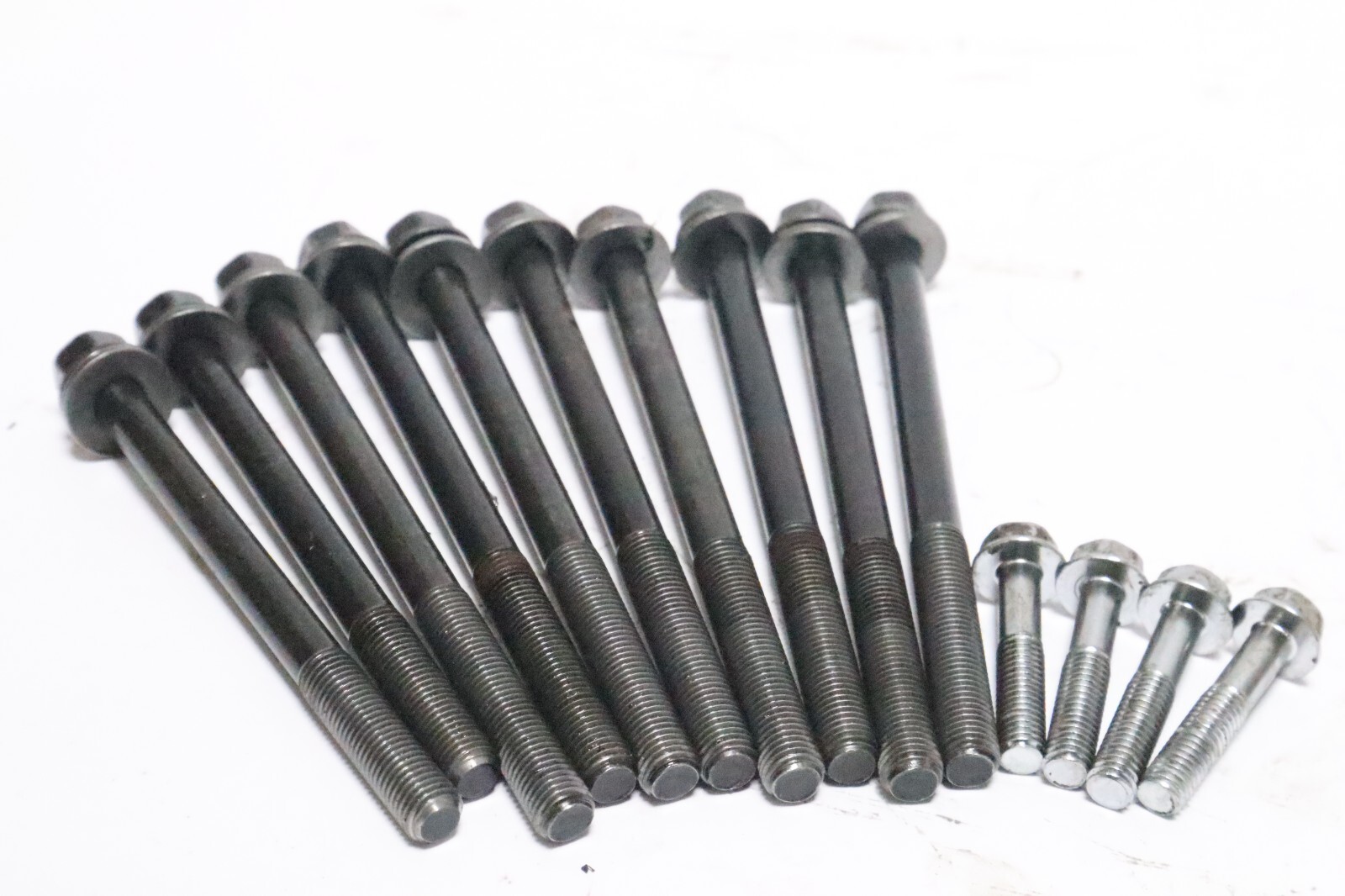 Honda BF 75 90HP 4 Stroke Outboard Engine Cylinder Head BOLTS - Image 6