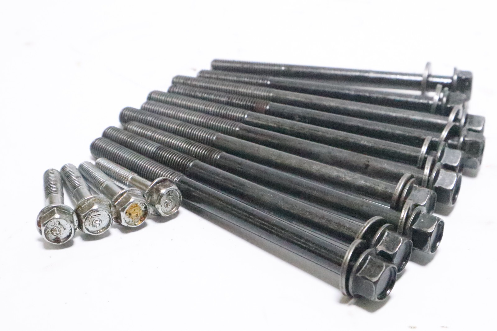 Honda BF 75 90HP 4 Stroke Outboard Engine Cylinder Head BOLTS - Image 7