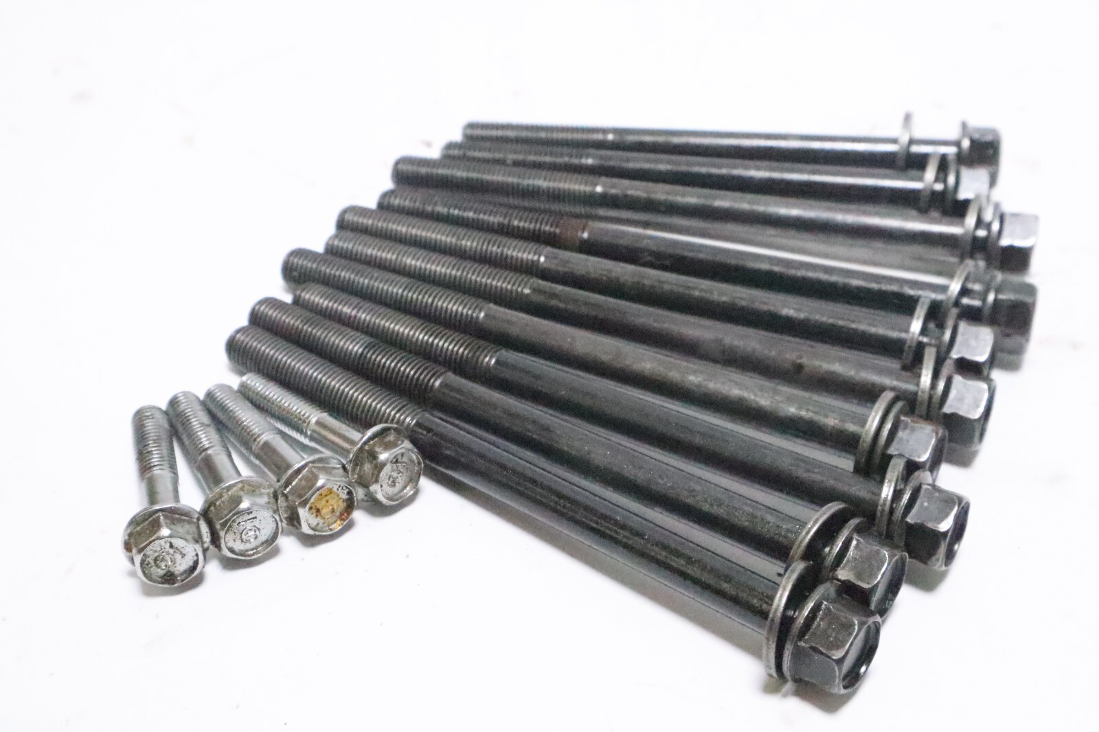 Honda BF 75 90HP 4 Stroke Outboard Engine Cylinder Head BOLTS - Image 9