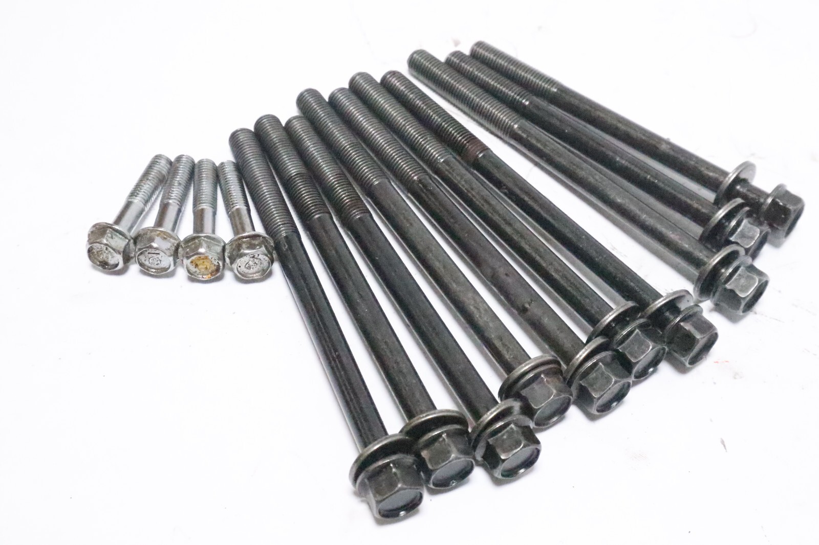 Honda BF 75 90HP 4 Stroke Outboard Engine Cylinder Head BOLTS - Image 10