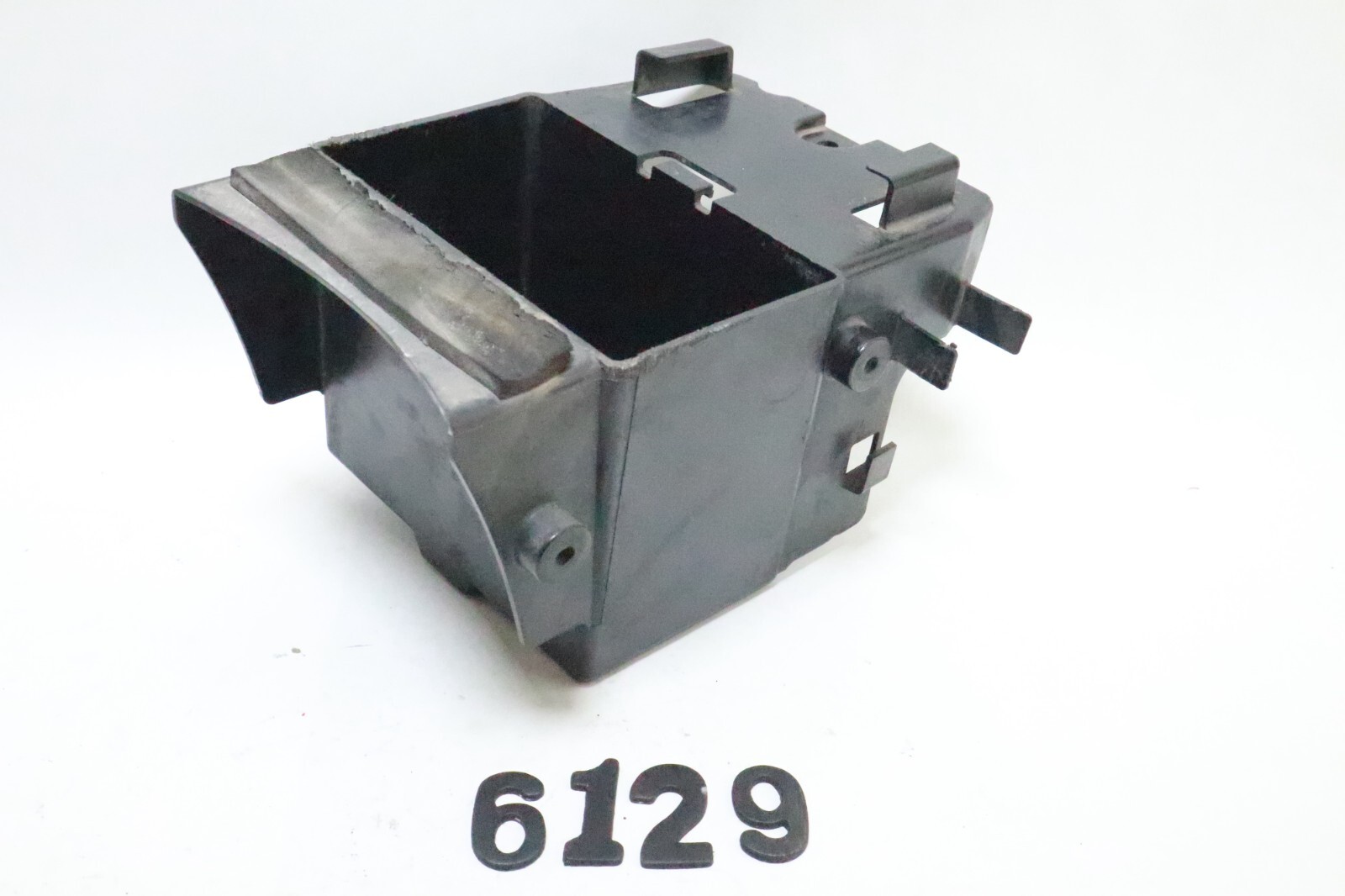 96-08 kawasaki vulcan 1500 BATTERY TRAY BOX HOLDER 32097-1161 1997 - Image 2