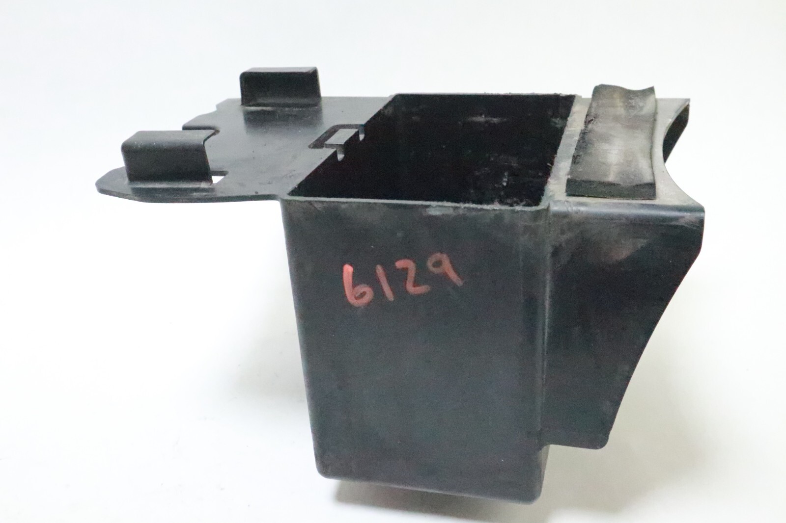 96-08 kawasaki vulcan 1500 BATTERY TRAY BOX HOLDER 32097-1161 1997 - Image 8