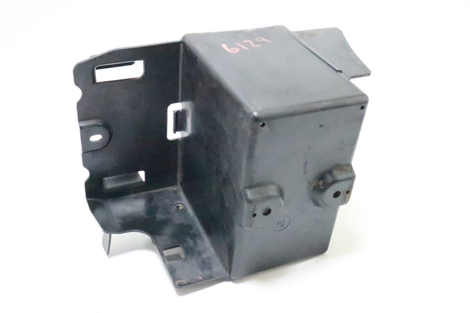 96-08 kawasaki vulcan 1500 BATTERY TRAY BOX HOLDER 32097-1161 1997 - Image 13