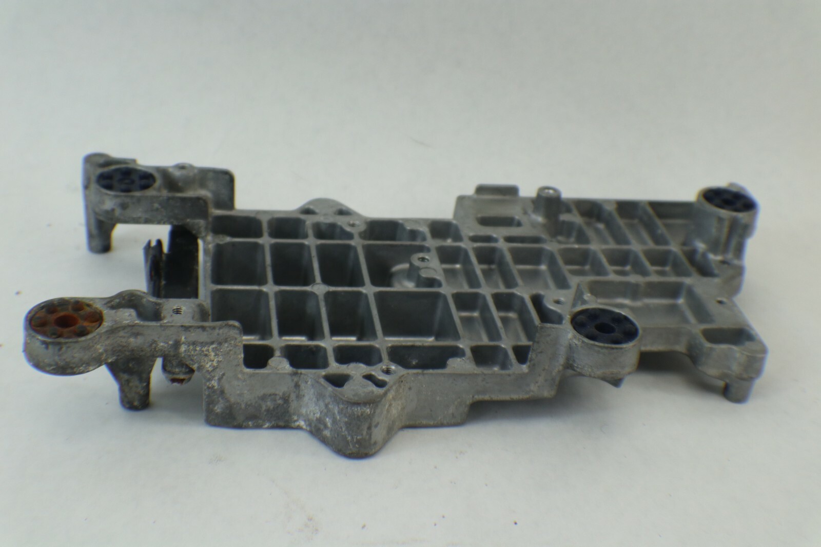 YAMAHA 250 HP HPDI BRACKET 60V-85542-00-94 - Image 8