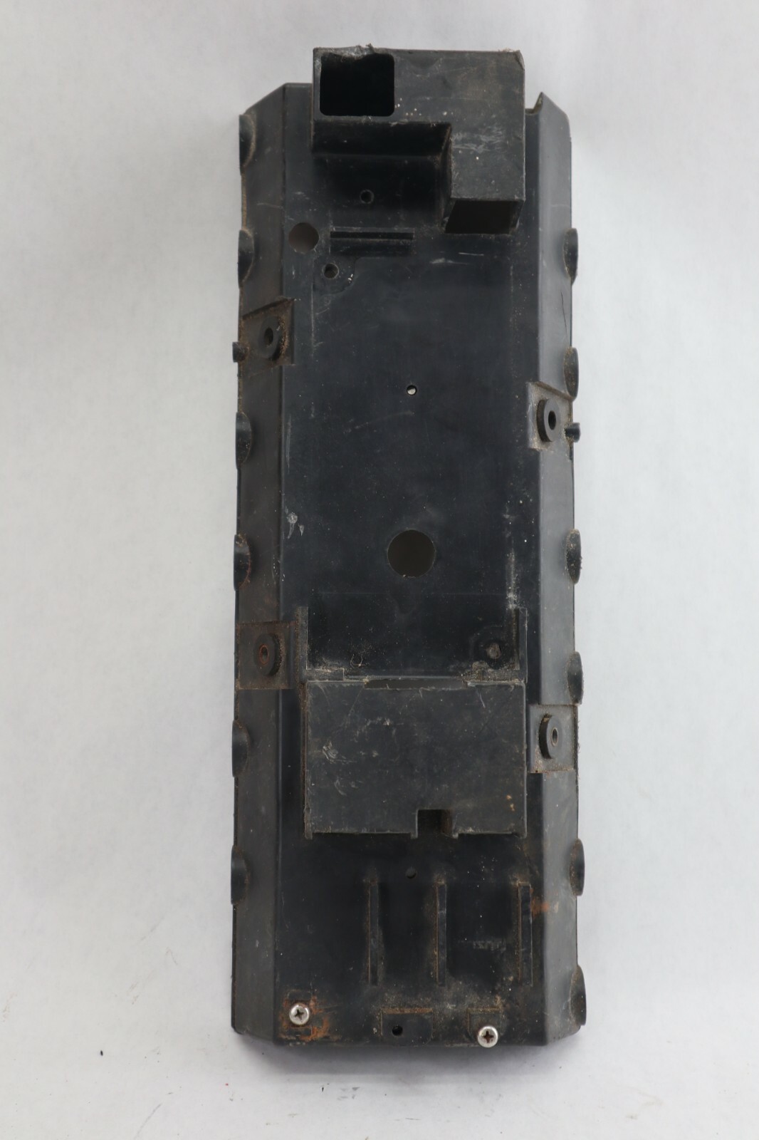 SUZUKI DT200, 2-STROKE ELECTRIC PARTS HOLDER USED - Image 2