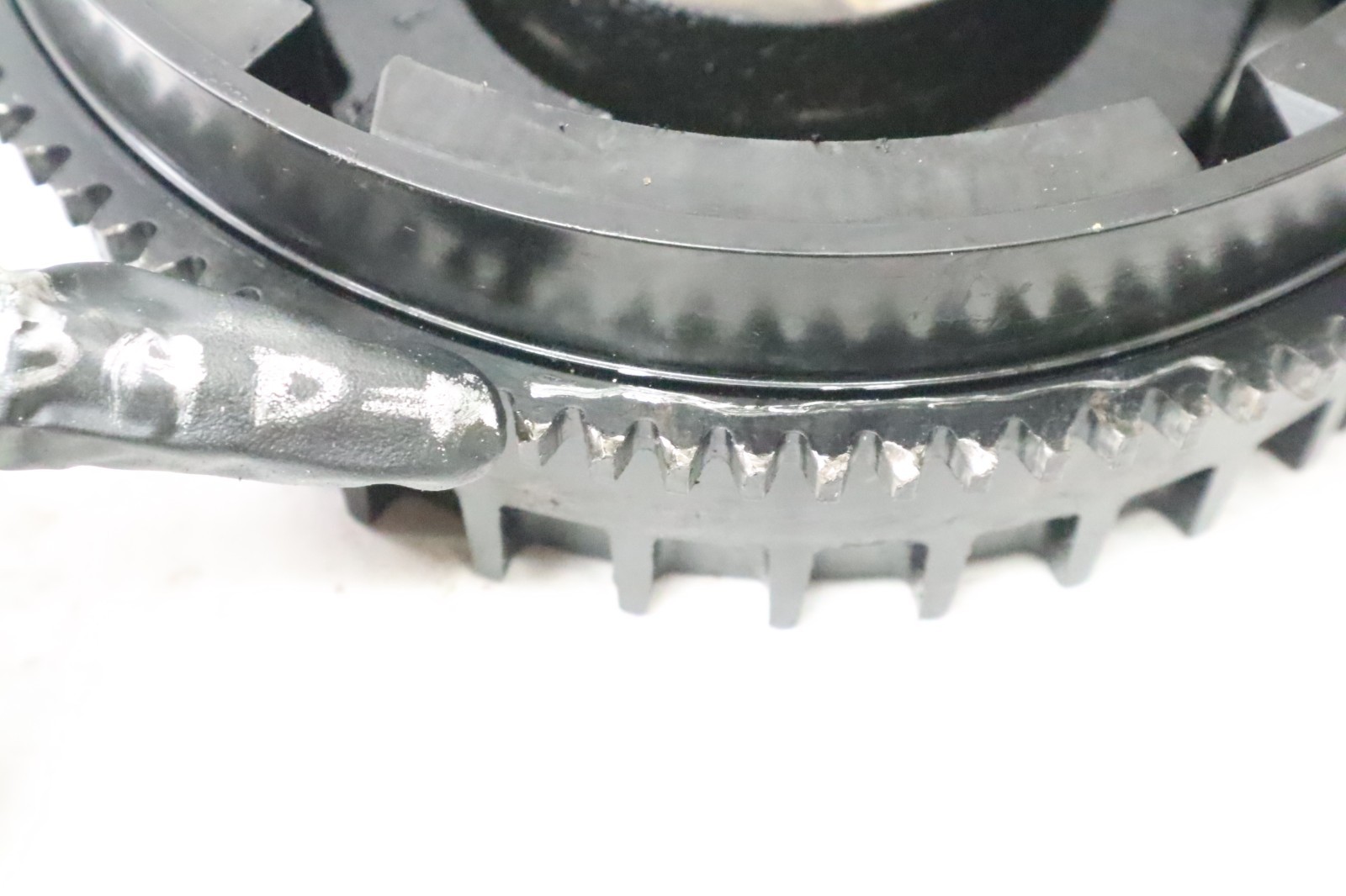 EVINRUDE Johnson OMC 115 135 150 175 HP Flywheel Rotor Assembly 0586526 - Image 9