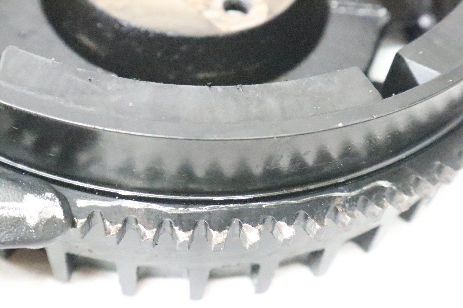 EVINRUDE Johnson OMC 115 135 150 175 HP Flywheel Rotor Assembly 0586526 - Image 10