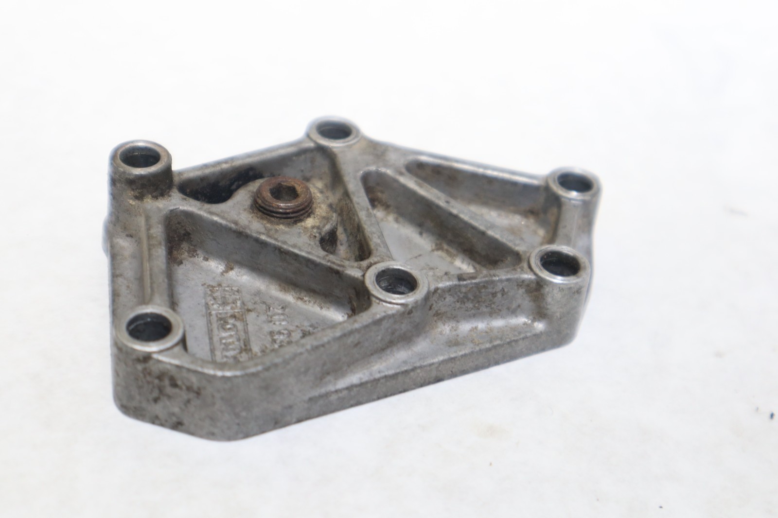 2001 Bombardier Traxter Oem Oil Duct Cover 711211935 - Image 4
