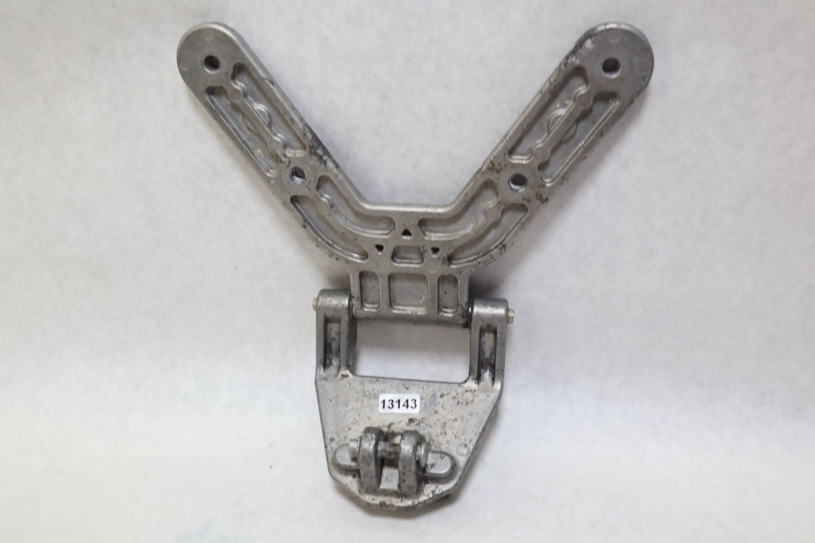 02-08 Yamaha Waverunner FX140 FX160 FX1100 FX HO Hood Hinge F1B-6517D-00-00 - Image 2