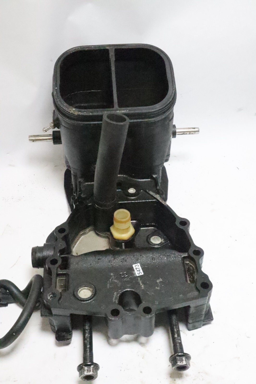 Evinrude G2 Exhaust Adapter 5010126 Etec 150hp - 200 models, removed from 2017 G - Image 13