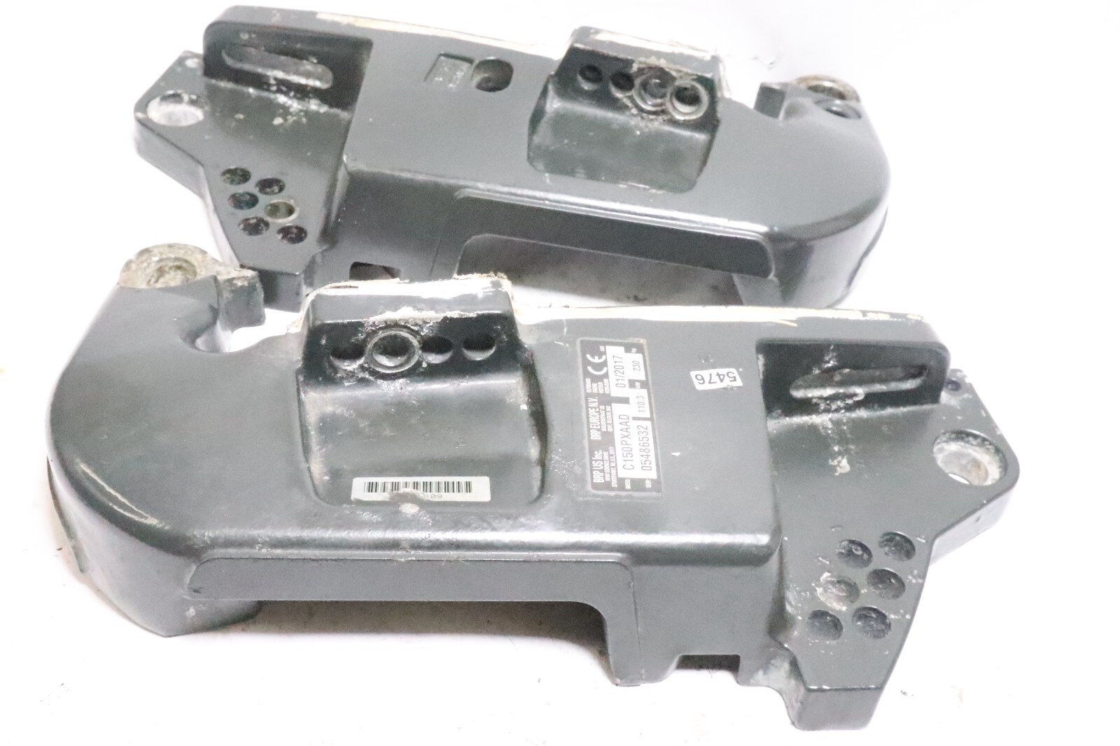 2017 Evinrude g2 Johnson 150 hp Transom Bracket 358408 351922 - Image 7