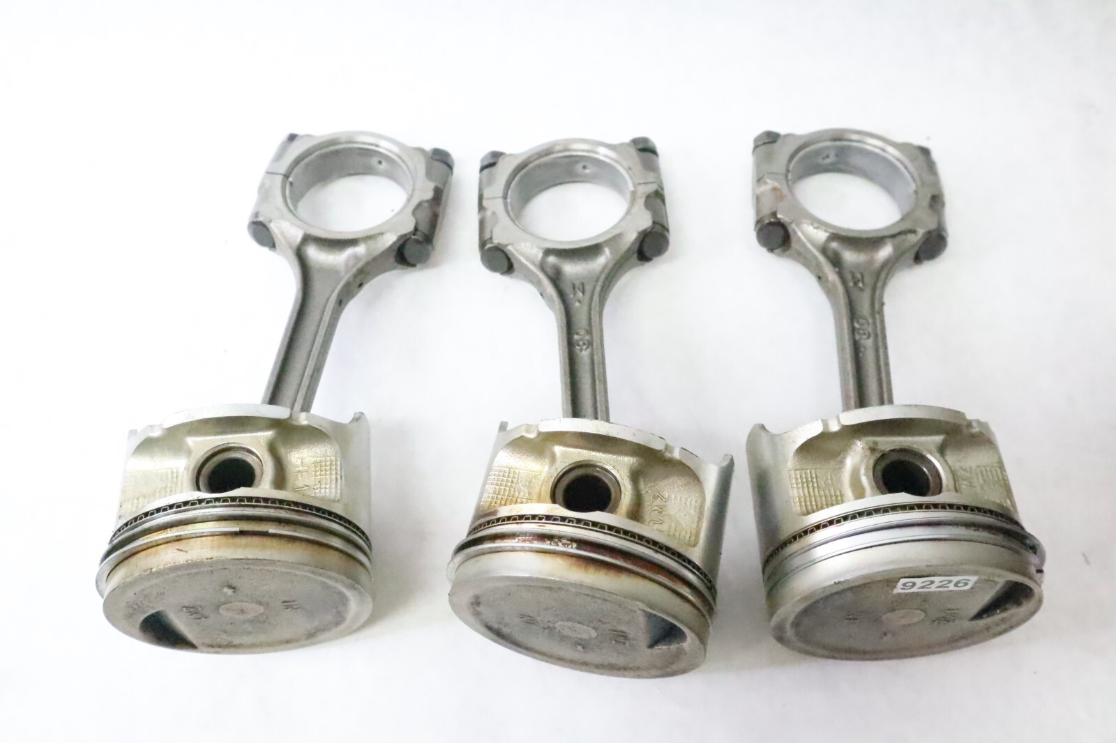 Honda BF 90A 90hp 4 stroke outboard piston and rod (13101-ZW1-000) qty 3 - Image 3