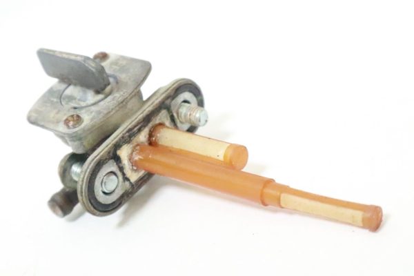 Yamaha Moto4 Warrior 350 VStar 650 Custom Engine Gas Fuel Tank Petcock Valve Tap  used - Image 6