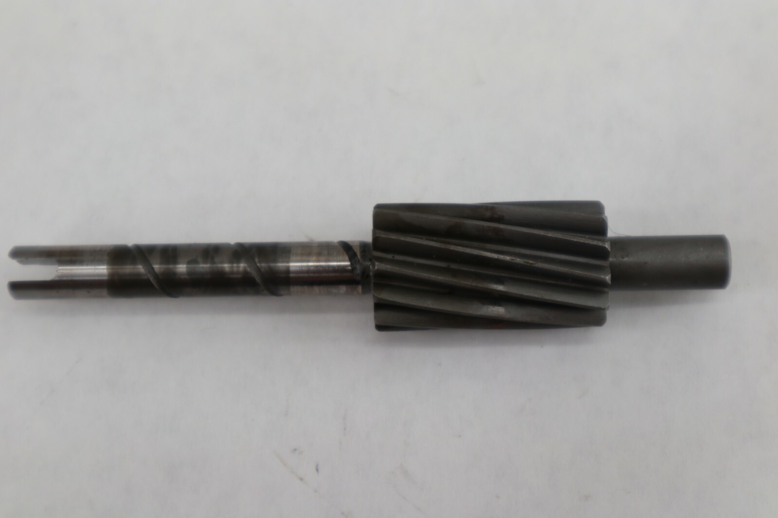 16331-87D01 Oil Pump Gear Suzuki DT 100 150 200 2 STROKE - Image 3