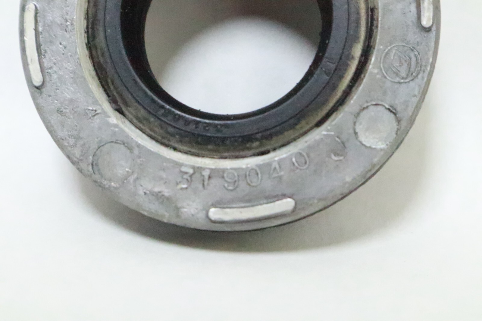 OEM 0730P24 OMC 1974 - 1985 Johnson Evinrude Housing & Seal 386162 0386162 - Image 3