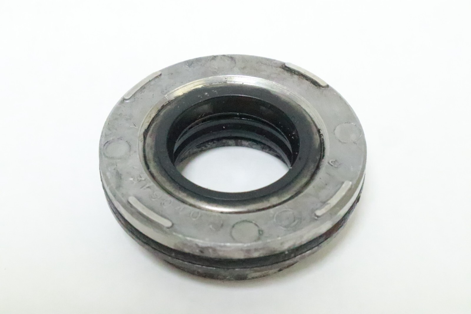 OEM 0730P24 OMC 1974 - 1985 Johnson Evinrude Housing & Seal 386162 0386162 - Image 5