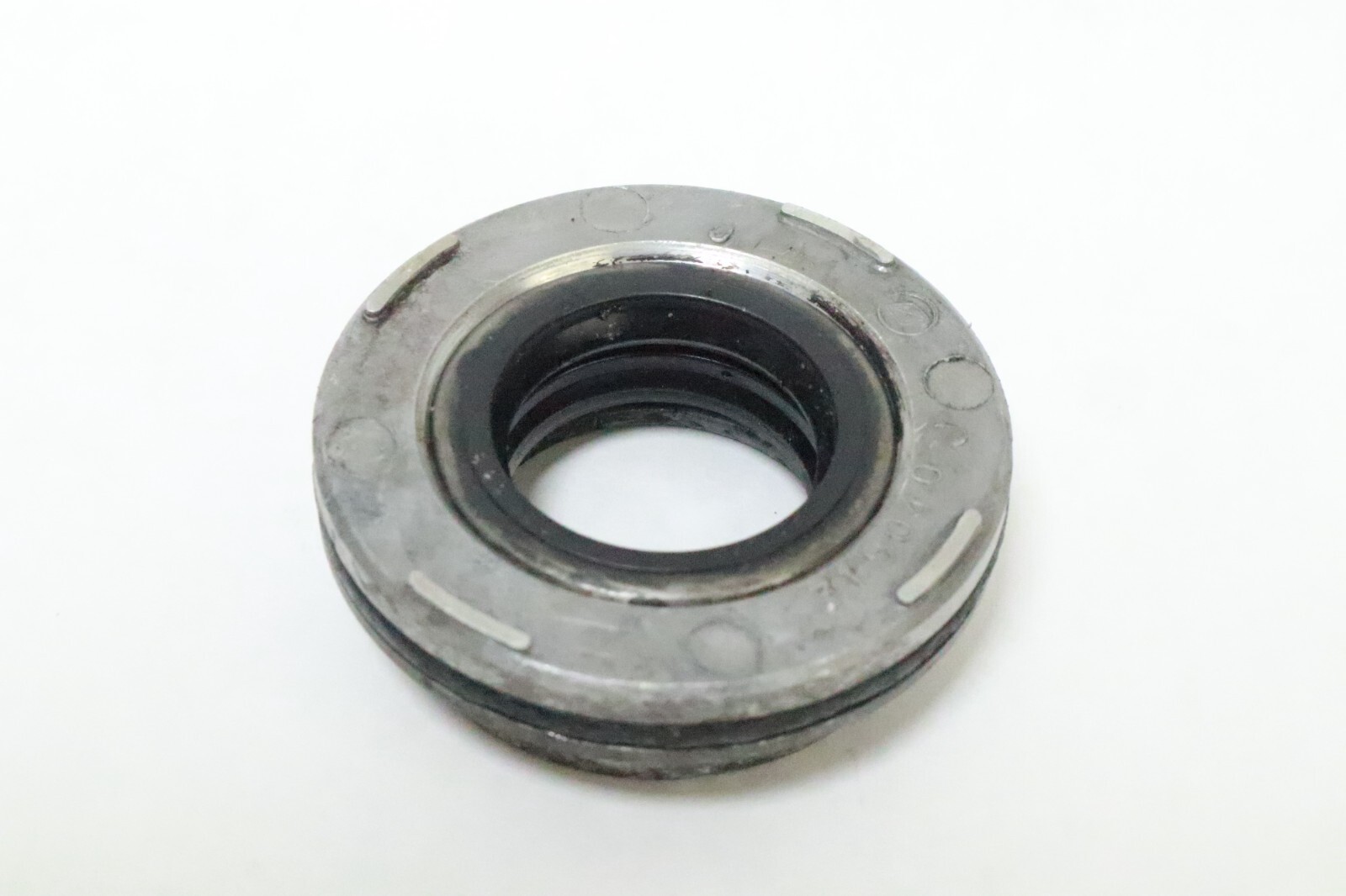 OEM 0730P24 OMC 1974 - 1985 Johnson Evinrude Housing & Seal 386162 0386162 - Image 11