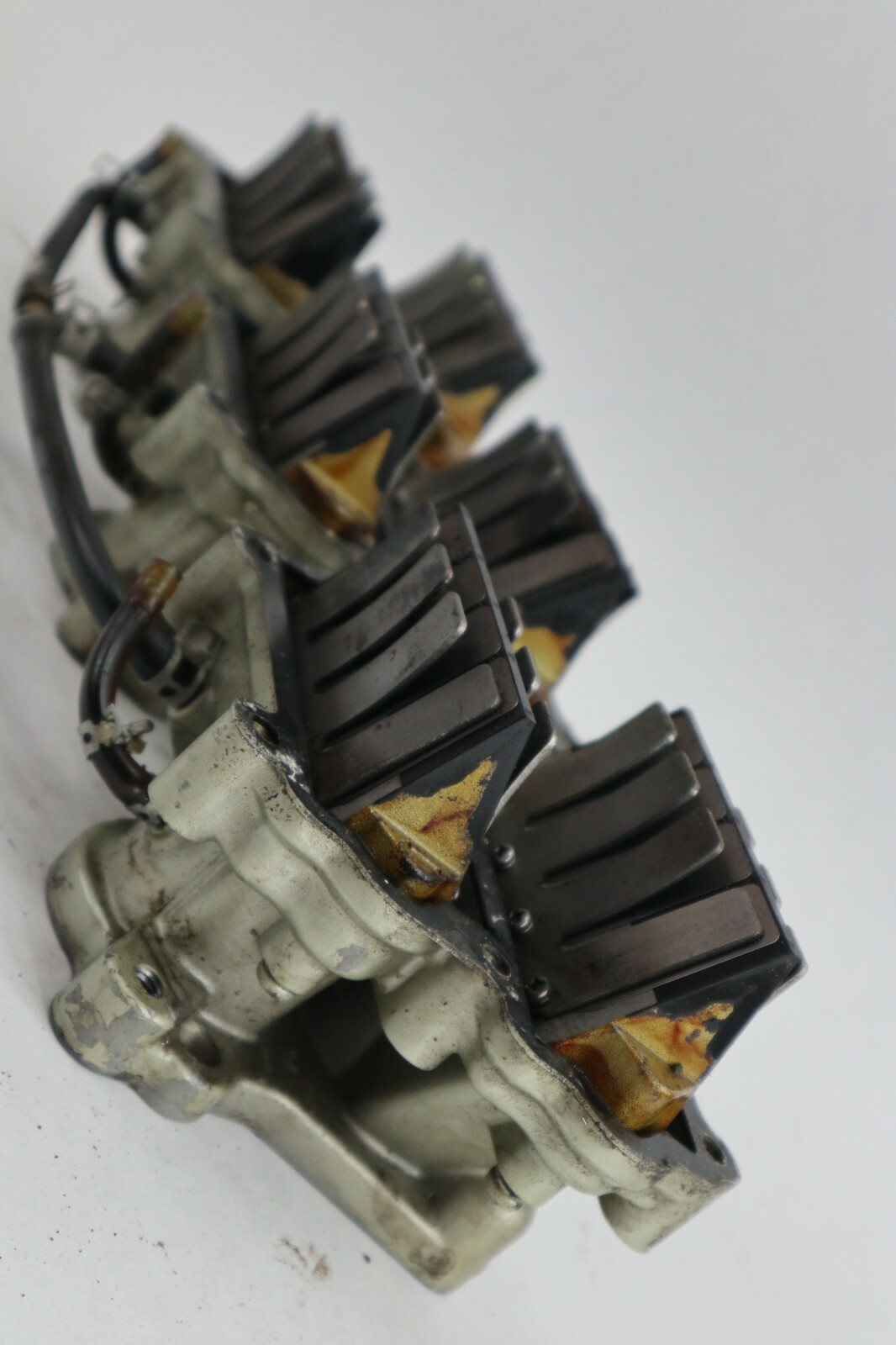 Suzuki DT200 DT 200 HP Inlet INTAKE Manifold Assembly REED VALVES REEDS CAGE - Image 12