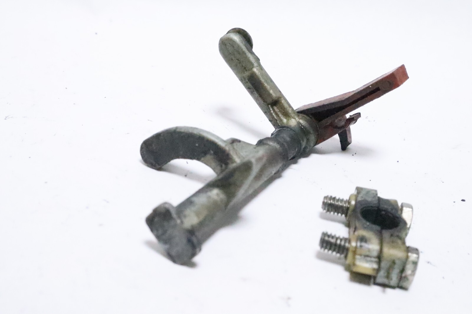Johnson Evinrude Outboard 9.9 hp or 15 hp Vertical control SHAFT 0325002 - Image 7
