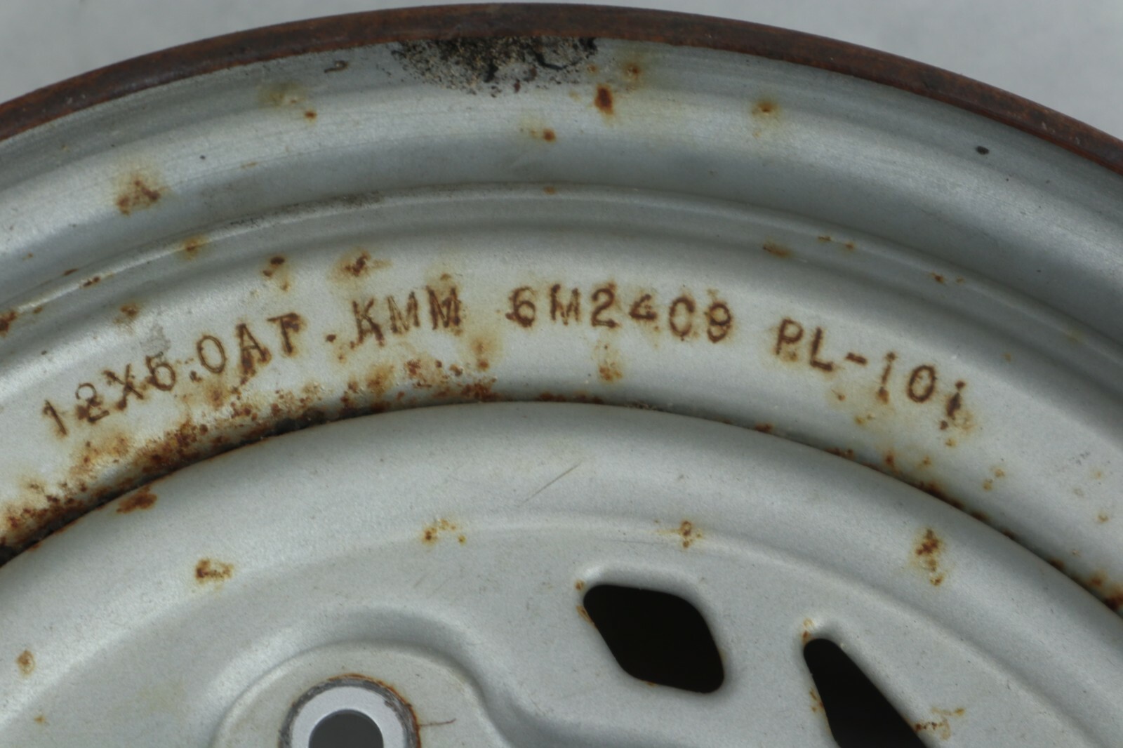 07 POLARIS HAWKEYE sportsman 300 4X4 OEM FRONT RIM 1521094-486 - Image 5