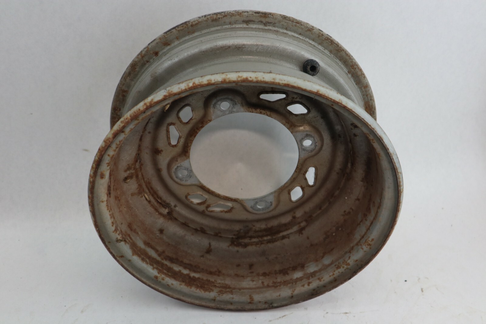 07 POLARIS HAWKEYE sportsman 300 4X4 OEM FRONT RIM 1521094-486 - Image 9