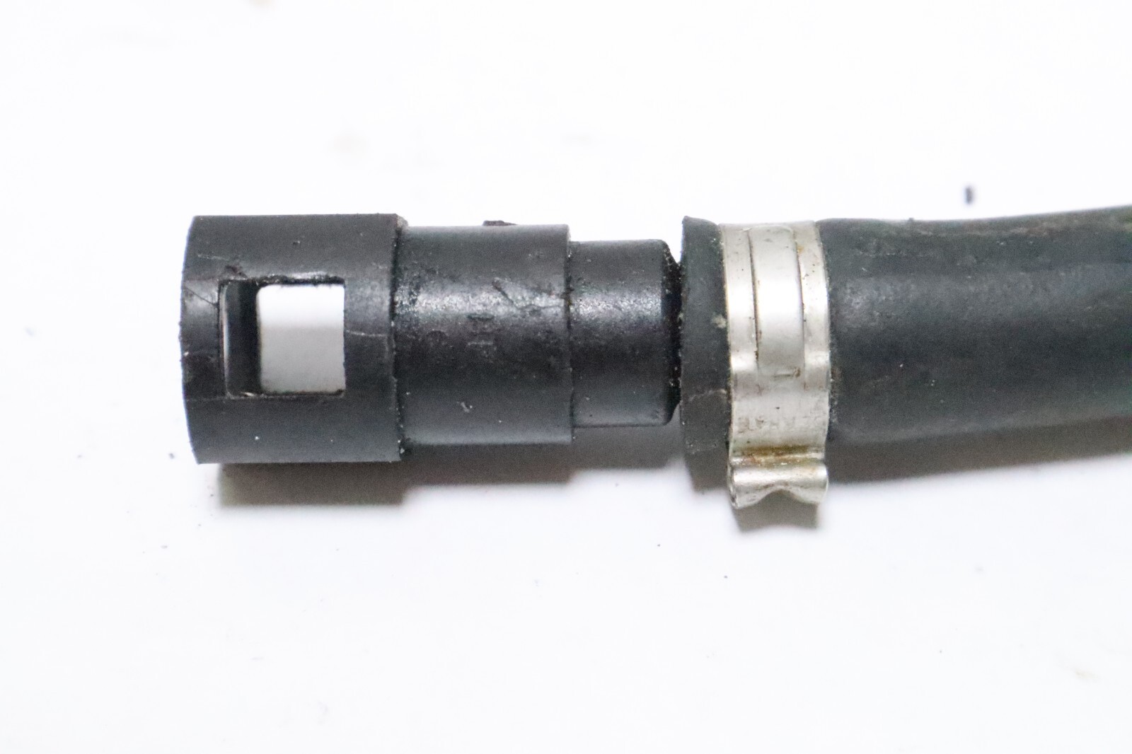 1999- 2001 SEA-DOO GTX RFI FUEL HOSE 275500437 - Image 8
