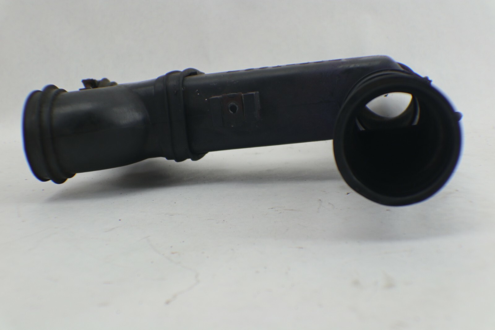 1999-2011 YAMAHA XV1300 ROYAL STAR AIR INTAKE PLENUM JOINT TUBE - Image 5